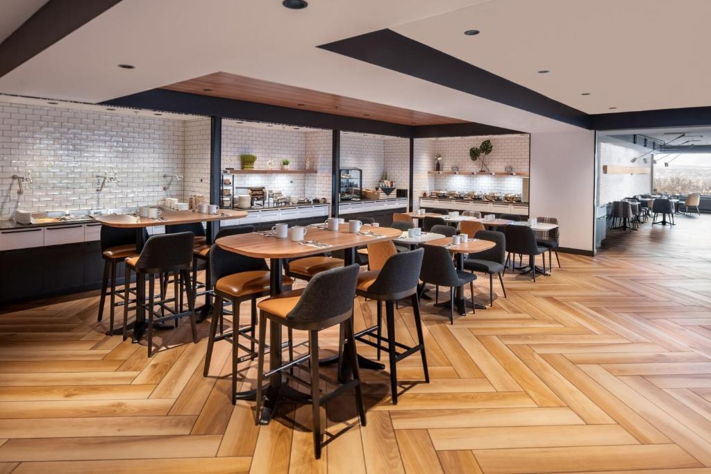 delta-hotels-by-marriott-quebec-quebec-city-updated-prices-2025