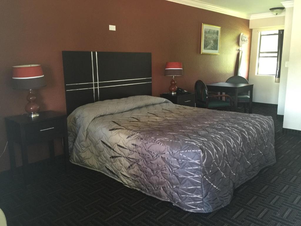 Orange City Motel - Orange City - 