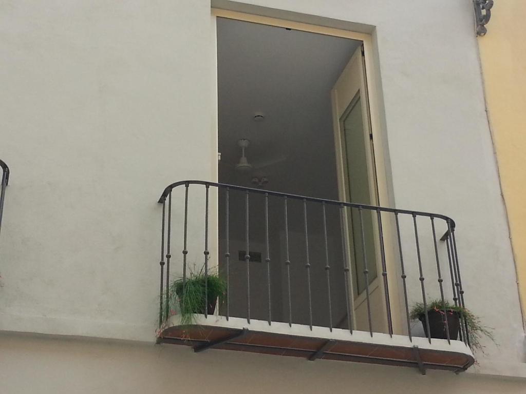 La Siesta de Picasso - 19