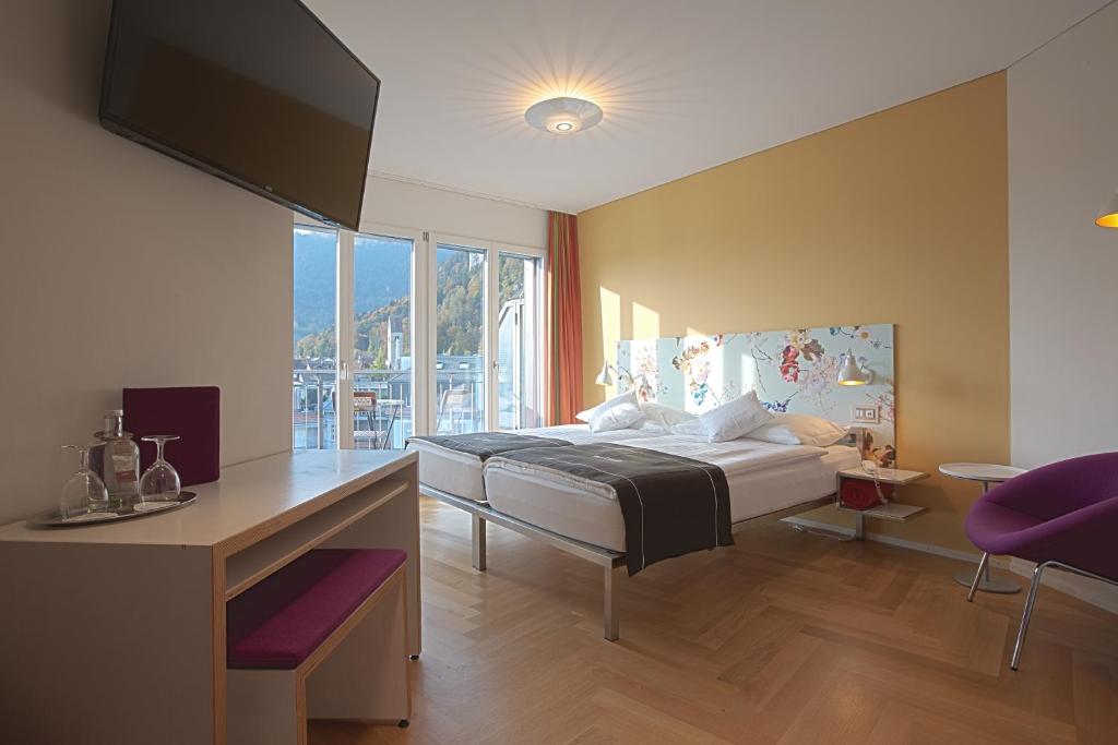 
 Boutique Double - Top Floor River View 
