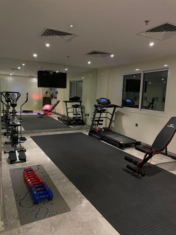 Fitness centrum a/nebo fitness zařízení v ubytování تيارا قريش