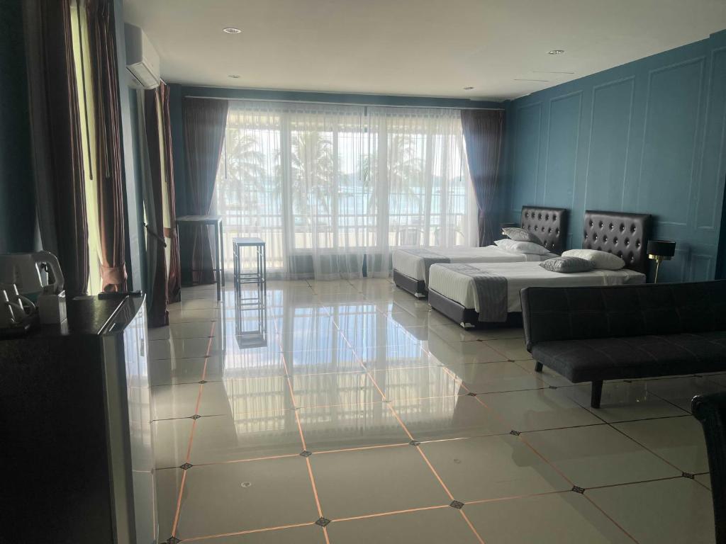 Panwa Beach Side Beachfront - Resim 24