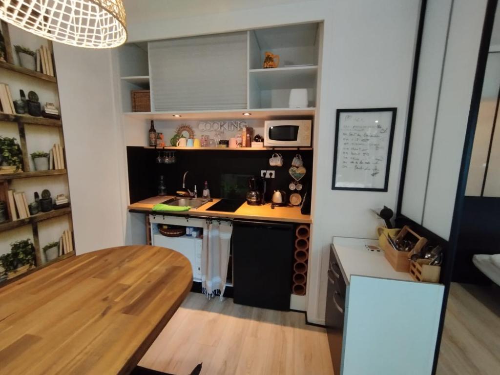 Photo de la galerie de l'établissement STUDIO AVEC JARDIN TOUT A PIED PLAGES ET COMMERCES, à Saint-Palais-sur-Mer