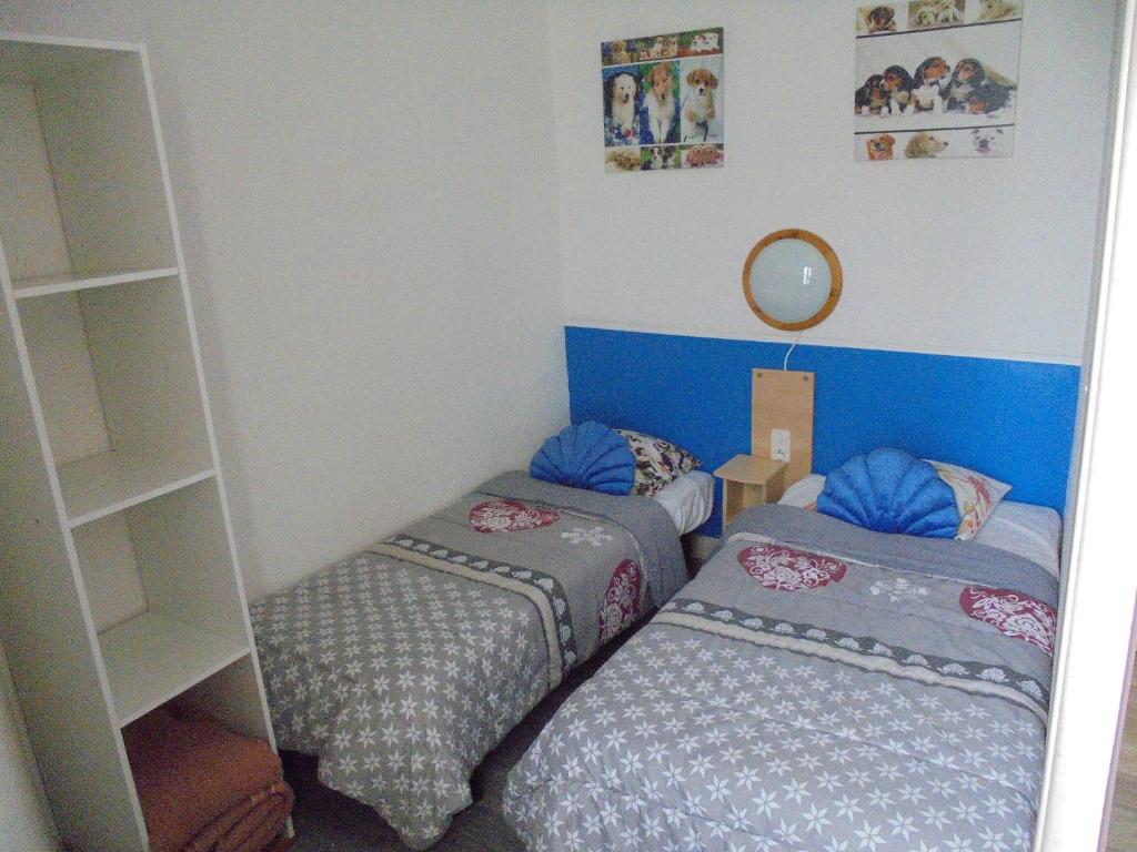 Hotel De La Gare - Family Room (2 Adults + 3 Children)