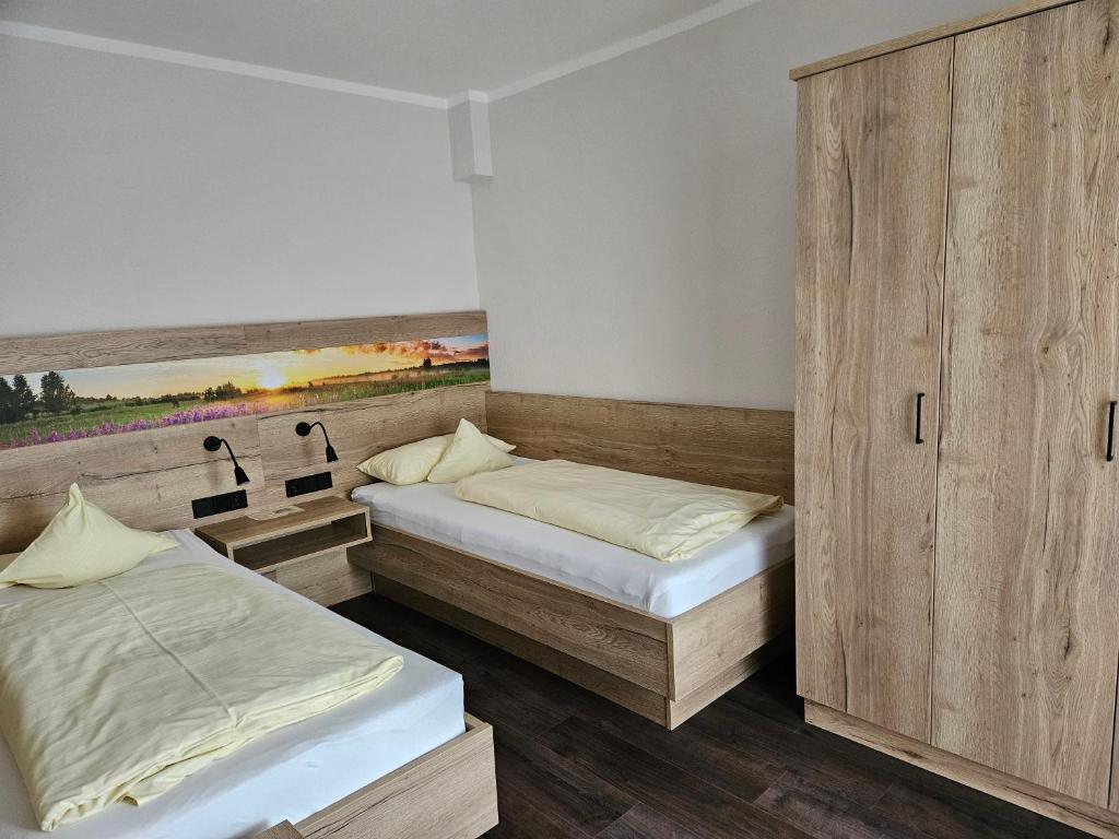 Ferienwohnungen KUR-ECK - 16