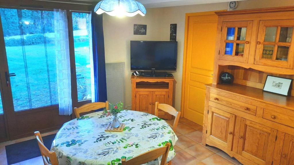 La petite maison dans la prairie - Maison De Vacances