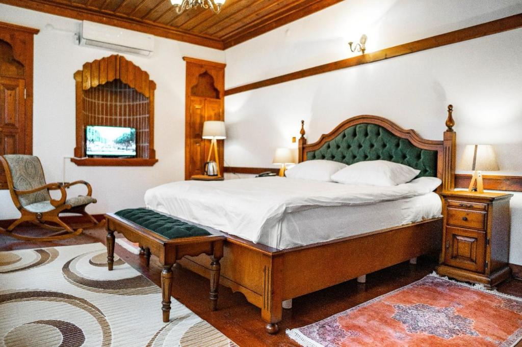 Łóżko lub łóżka w pokoju w obiekcie Beypazarı Osmanlı Konakları