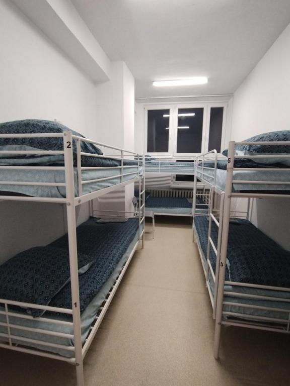 Postel nebo postele na pokoji v ubytování VasylOk
