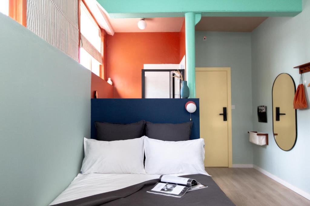 Portobello Artist's Apartments Central London, London (updated prices