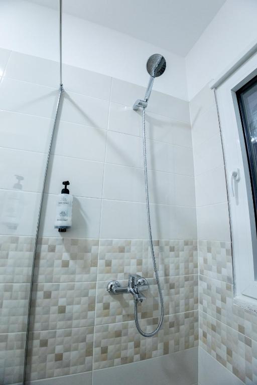 Blin Apartments - Imazhi 8