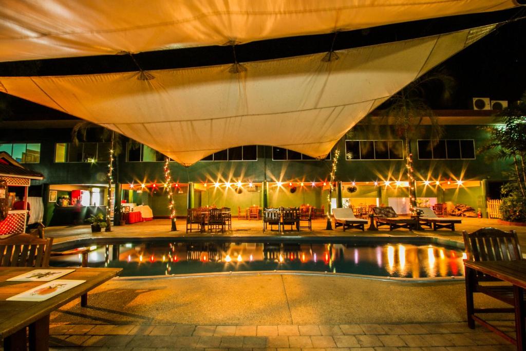 Bazén v ubytování Hideaway Hotel nebo v jeho okolí