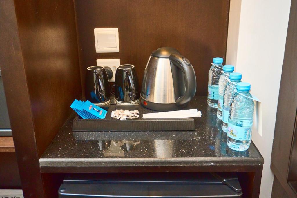 Kuchyň nebo kuchyňský kout v ubytování Selat Al Bait Hotel