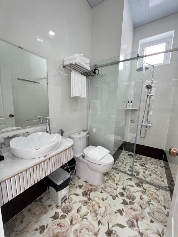 Paris Hotel Châu Đốc - Двухместный номер с горой