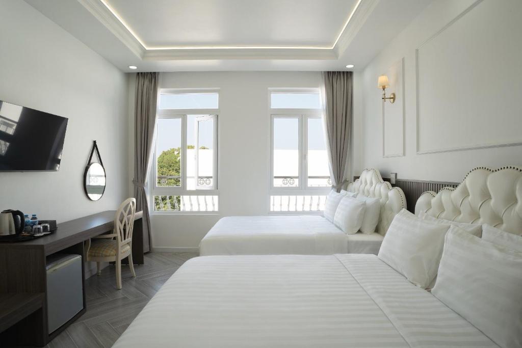Paris Hotel Châu Đốc - Deluxe четырехкратный номер