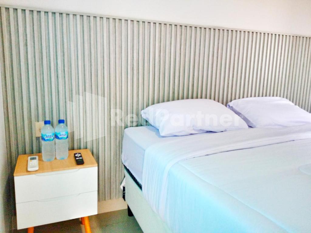 Cerry Village near RS Mitra Siaga Tegal RedPartner - Standard Double Room