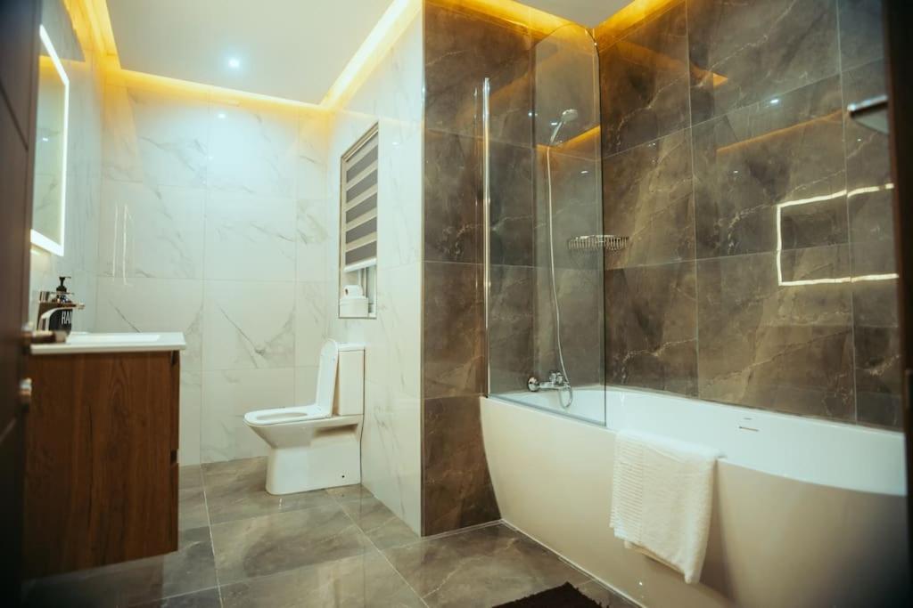 Koupelna v ubytování Luxurious Gozo Apartment, Qala