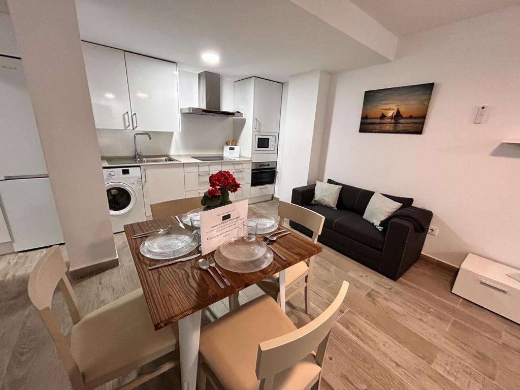 Kuchnia lub aneks kuchenny w obiekcie Apartamento Empul La Barrosa