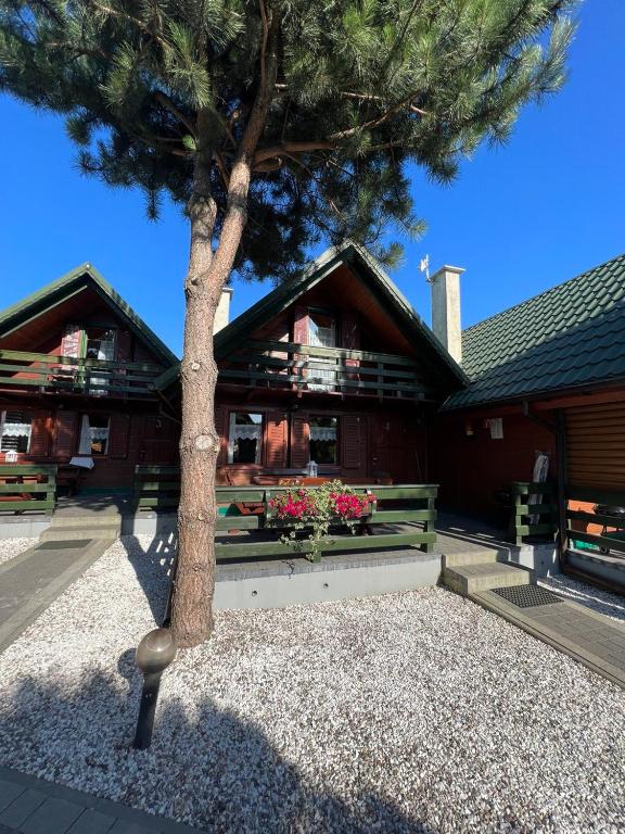 Budova, v ktorej sa dovolenkový park nachádza
