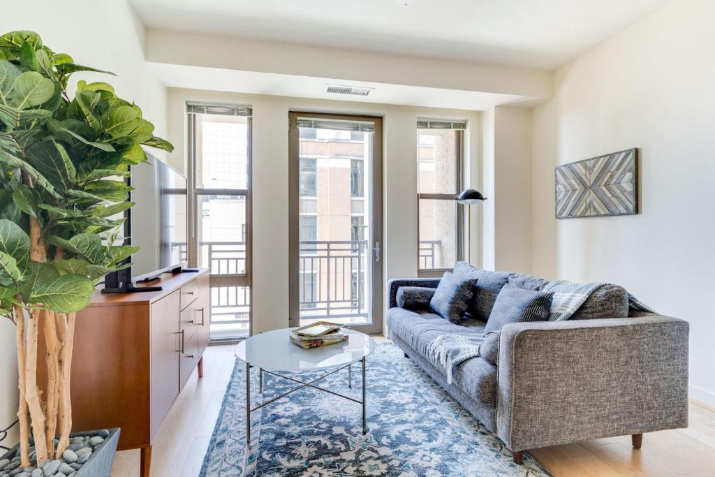 Afbeelding uit fotogalerij van Clarendon 1br w elevator walk to metro dining WDC-800 in Arlington