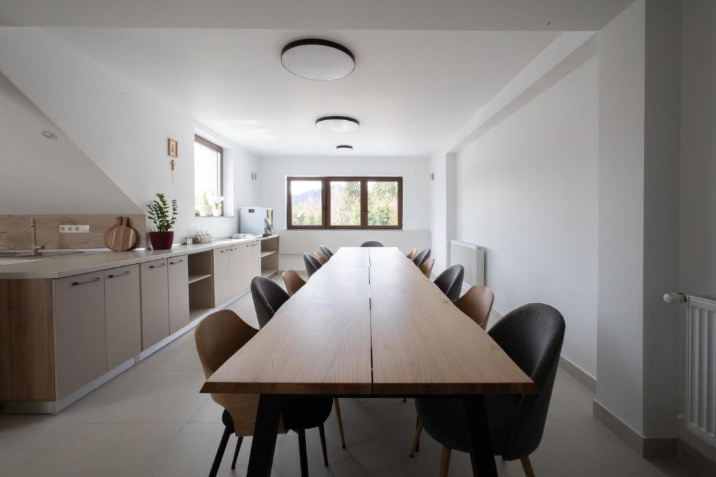 Kuchyň nebo kuchyňský kout v ubytování CASA ENCIAN