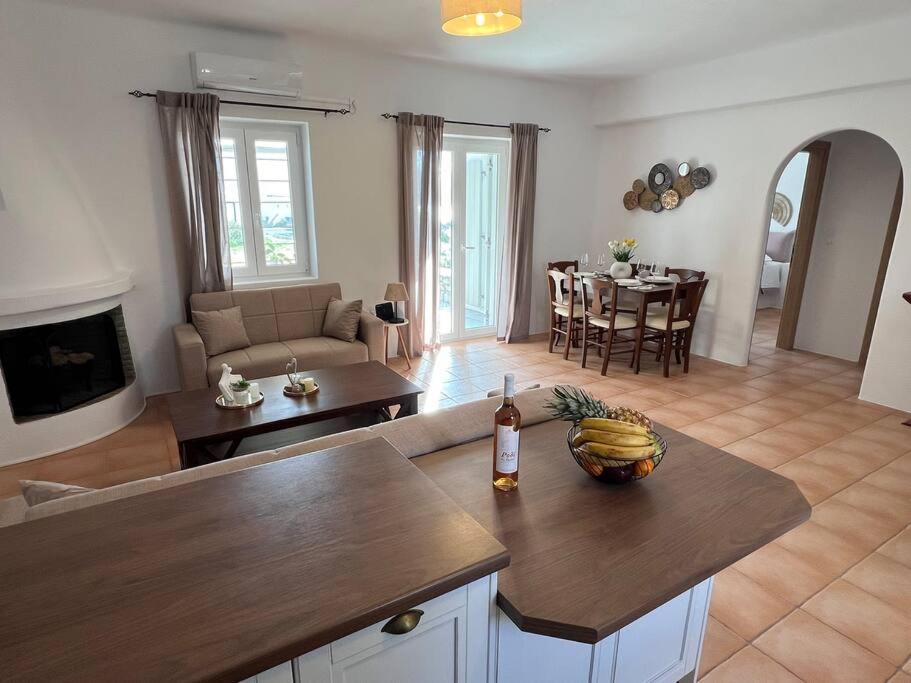 Kuchyň nebo kuchyňský kout v ubytování Krios Guesthouse