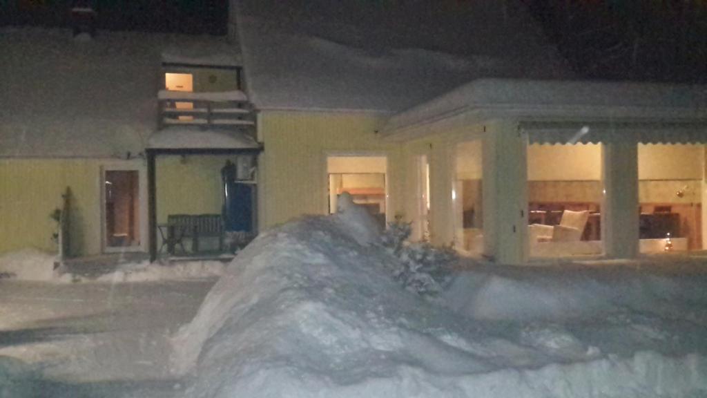 Kaare Guesthouse talvel