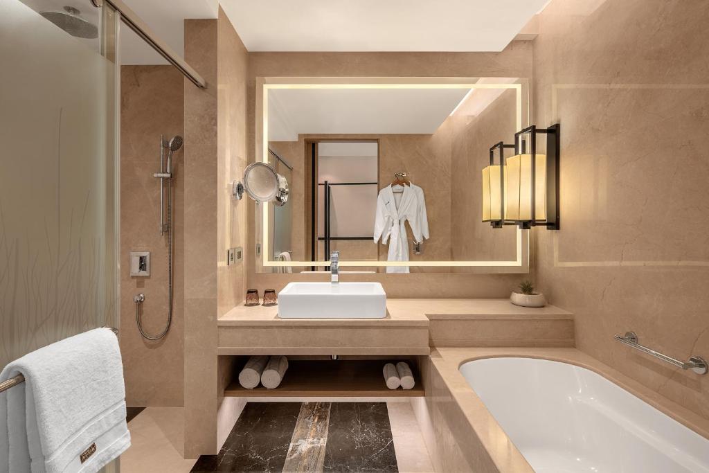 Koupelna v ubytování The Westin Goa