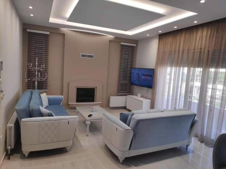 Posedenie v ubytovaní Alimos Luxury Prestige