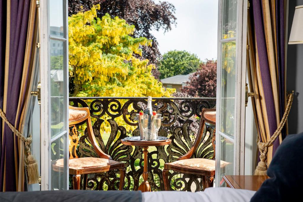 The Central Hotel - Resim 26