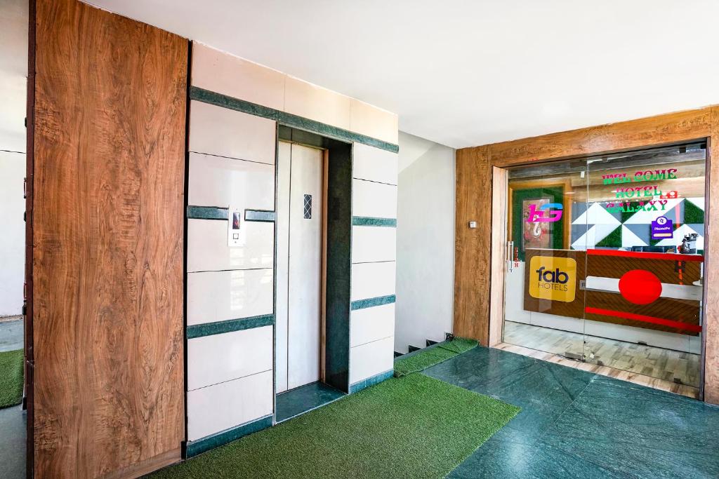 Fotografie z fotogalerie ubytování FabHotel Galaxy I v destinaci Ahmadábád
