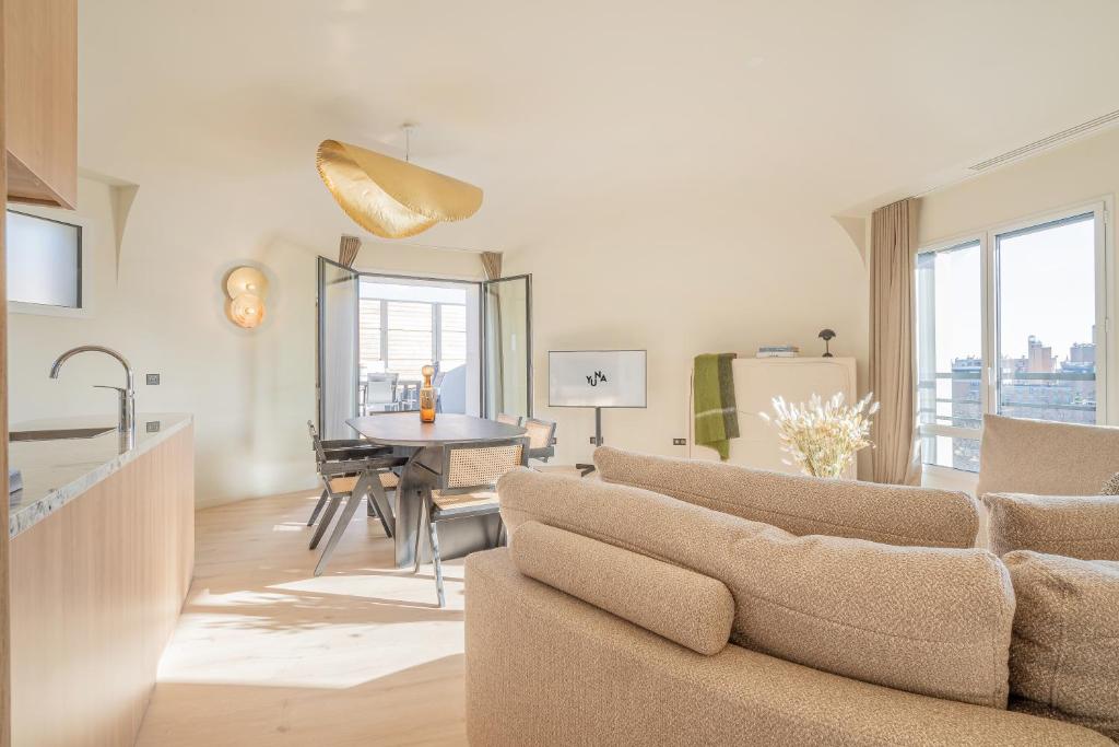 Yuna Porte-Maillot - ApartHotel photo