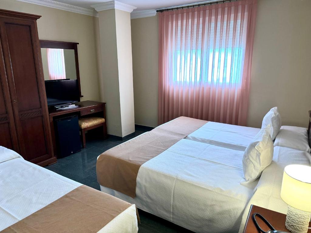 Hotel Kazar - Habitación Triple