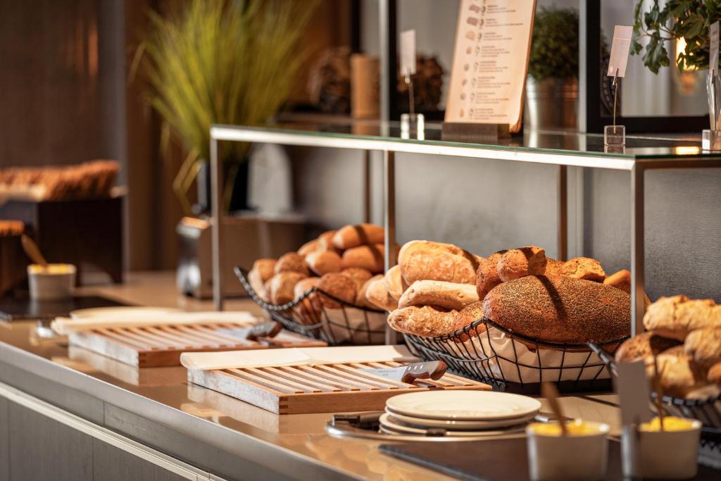 Comfort Hotel Bergen Airport - Resim 9