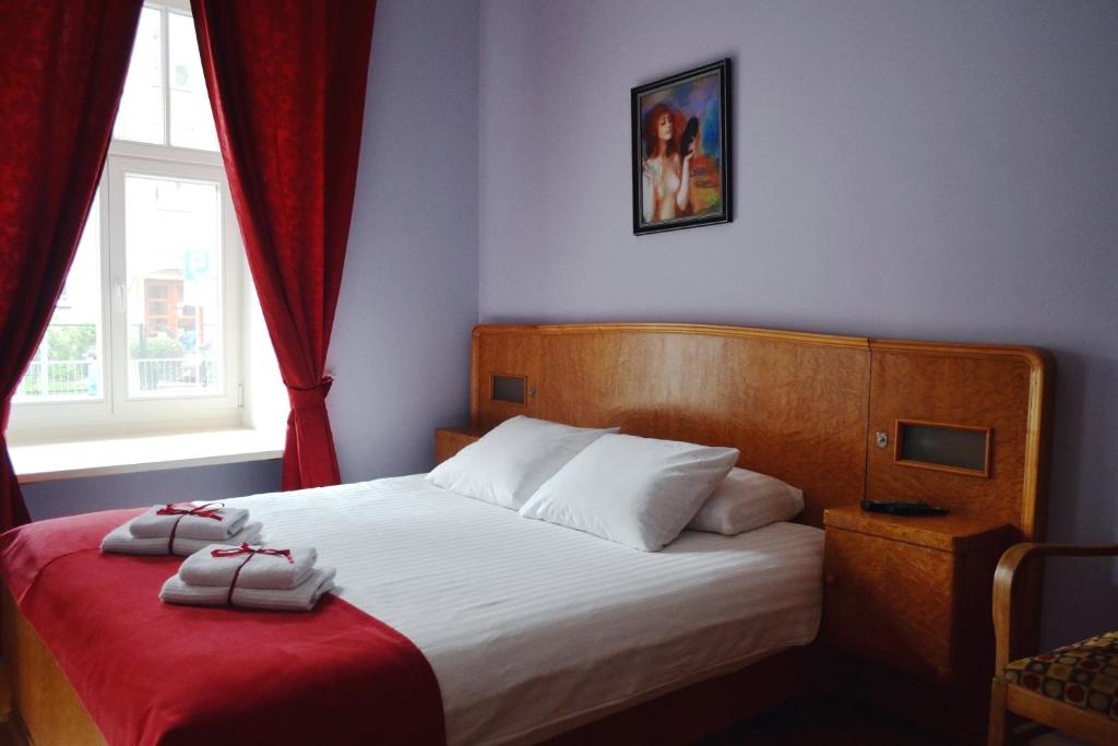 Chopin Boutique - Resim 8