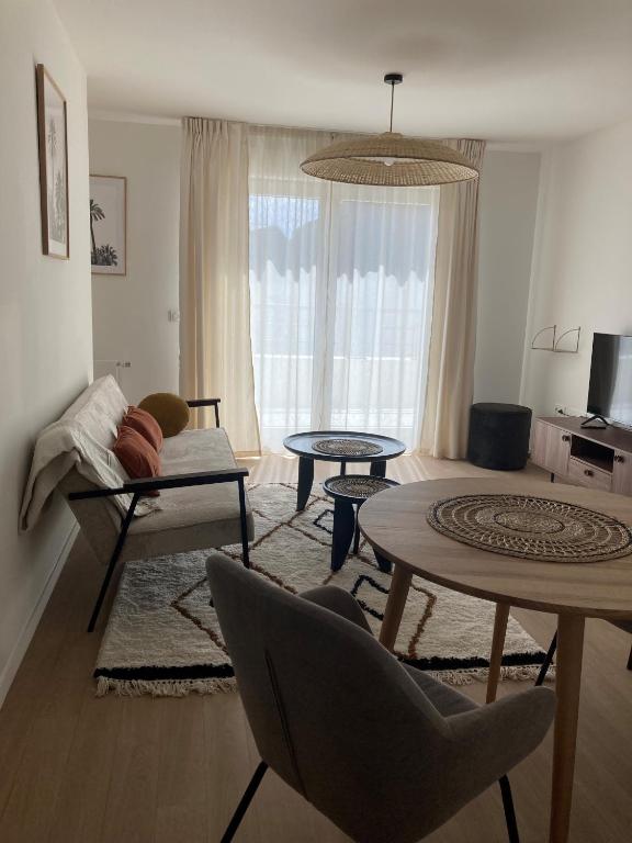 CAZAM Paris Saint Ouen - Two-Bedroom Apartment