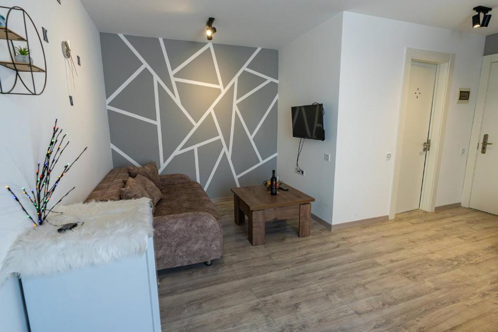 TV a/nebo společenská místnost v ubytování Double Rooms in New Gudauri, Loft 2, 247