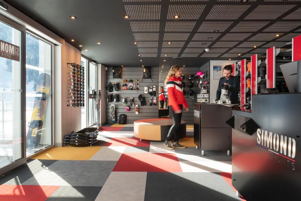Fitness centrum a/nebo fitness zařízení v ubytování MGM Hôtels & Résidences - Hôtel Alhéna