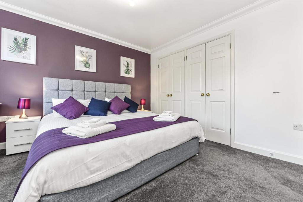 Fotografie z fotogalerie ubytování The Woodlands, shortstay, ideal for families, relocation, contractors, travel stay v destinaci Horley