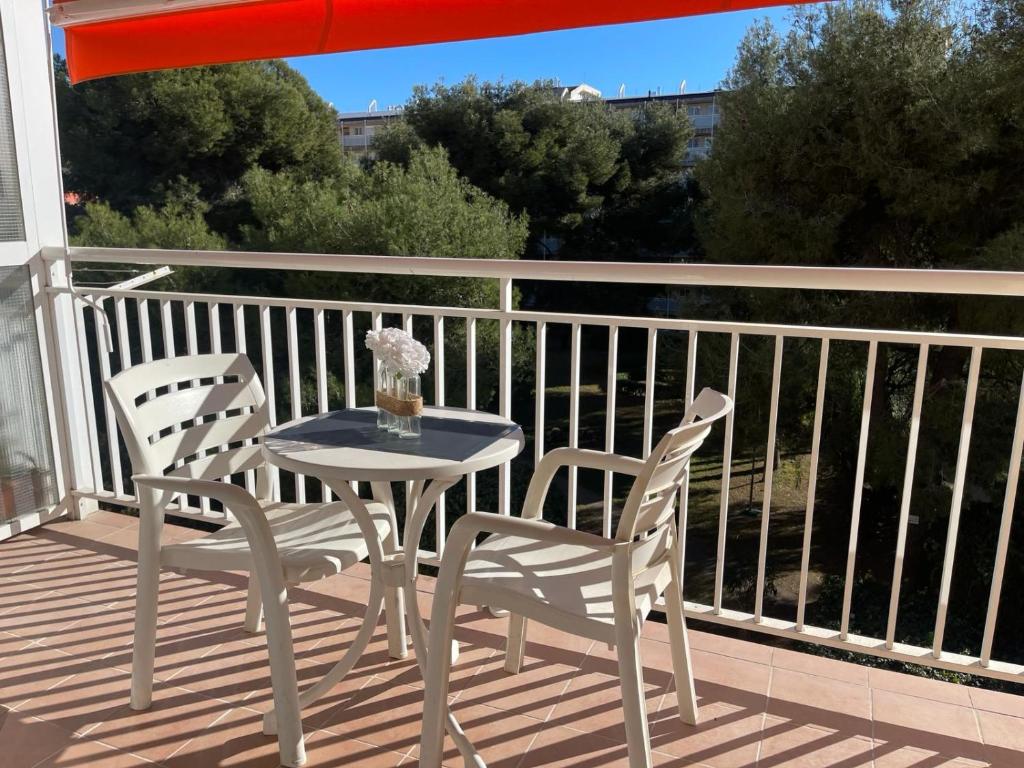 Fotografie z fotogalerie ubytování Apartamento cerca de Portaventura y Playa con parking gratuito y piscina v destinaci Salou