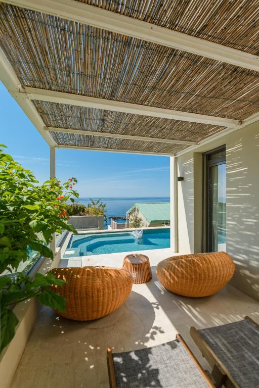 Folie Marine Beach Hotel Club - Image 9