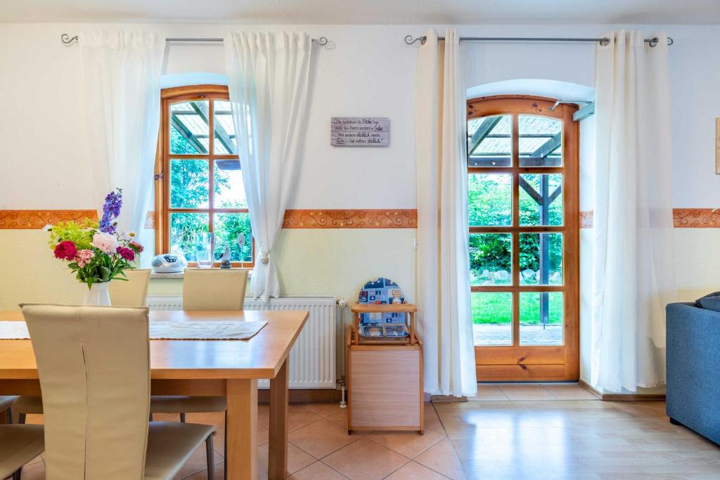 Ostsee Bauernhof Schwalbennest OFC 15 - Appartement Met Vijf Slaapkamers Met Terras