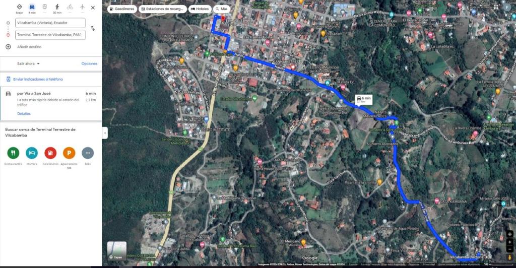 een kaart van een weg met een blauw pad bij El refugio de Jhan in Vilcabamba