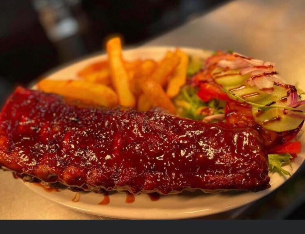 The Manor Inn Pub and Steakhouse, Fridaythorpe, Driffield - Resim 20