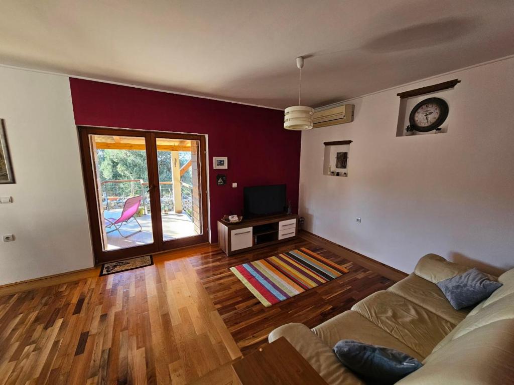TV a/nebo společenská místnost v ubytování Apartman More