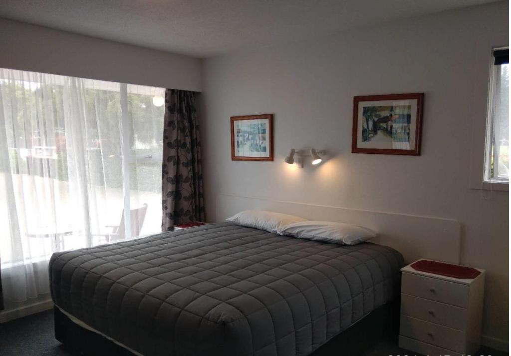 Queens Park Motels - Resim 16