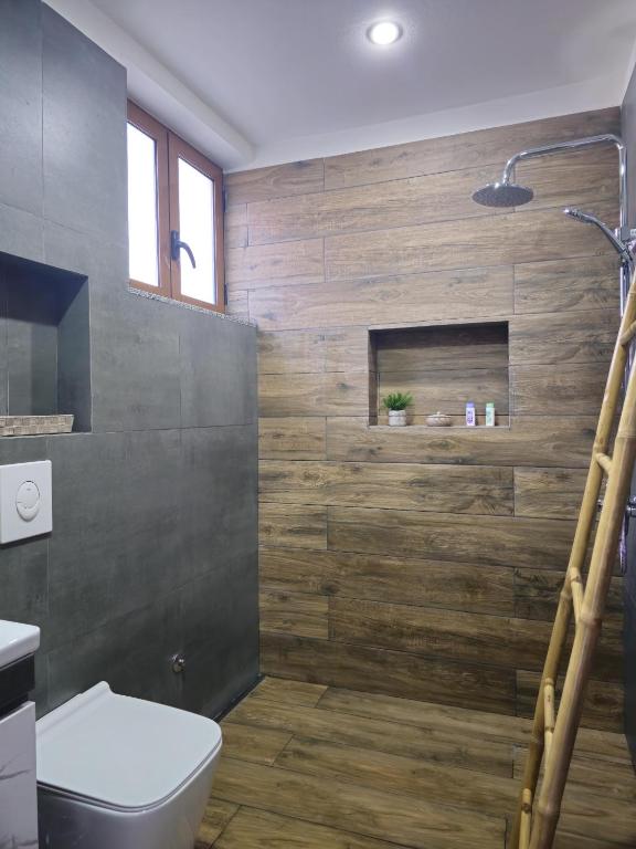 Lulebore Apartament 1 - Image 3