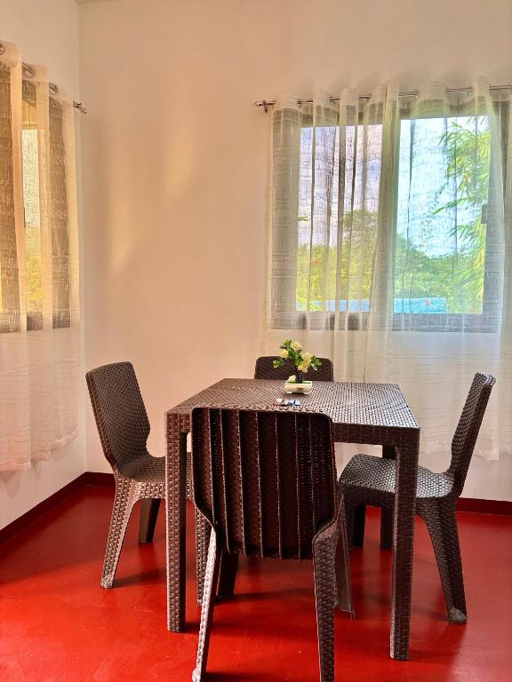 Fotografie z fotogalerie ubytování LUZVILLE Transient House - Port Barton v destinaci Itaytay