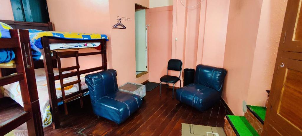 Posezení v ubytování Hostal Latitud Ecuem