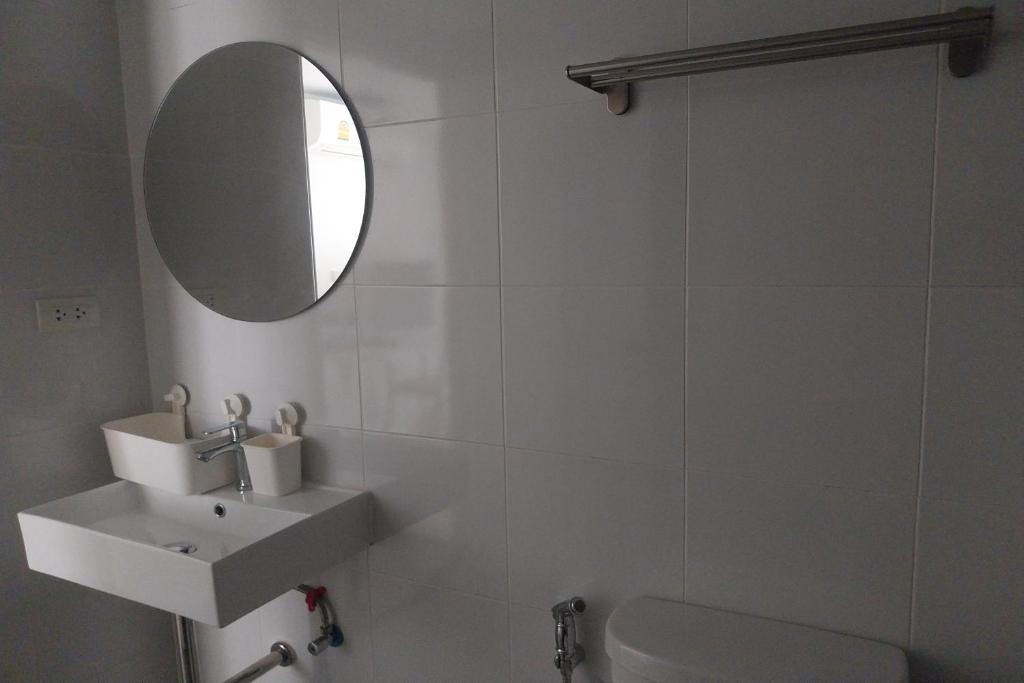 ME U Hostel Pattaya - Resim 38