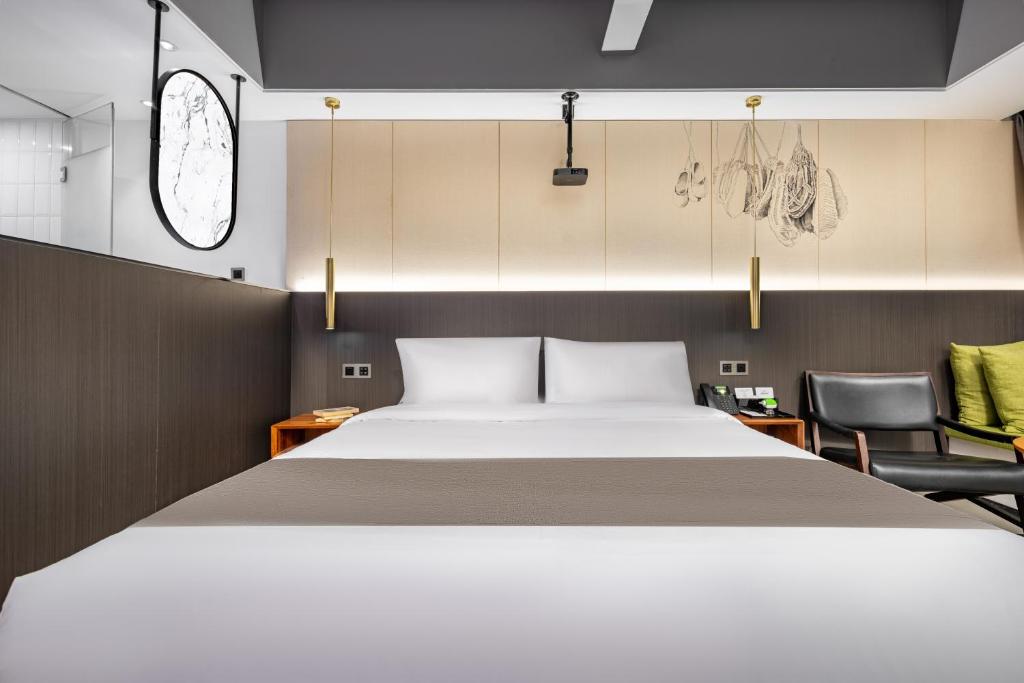 Trip Voicer Chengdu Wide and Narrow Alley - Cama Rey Simplificada